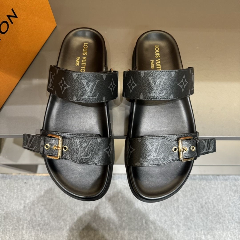 ch**an D*or slippers